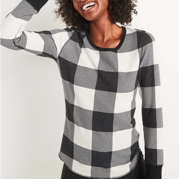 Old Navy Tops - Old navy white black plaid waffle weave thermal long sleeve top nwt